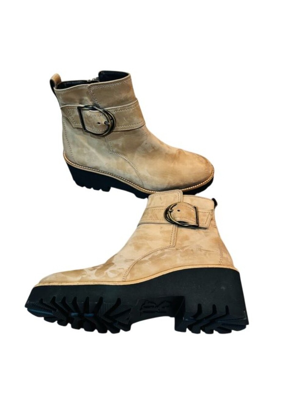 NWOB Paul Green Dynamic Ankle Boots 7 Tan Nubuck Leather Lug Sole Buckle